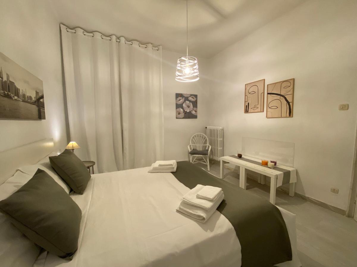 Dimora De Amicis 88 Apartment Bari Luaran gambar