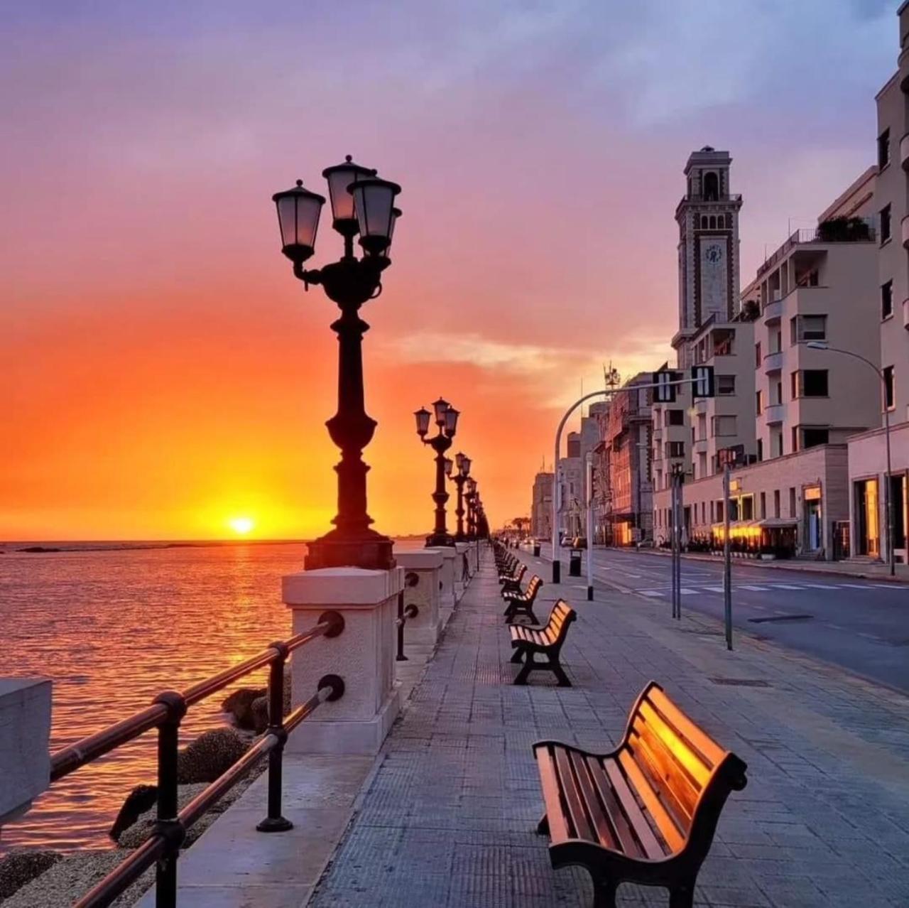 Dimora De Amicis 88 Apartment Bari Luaran gambar